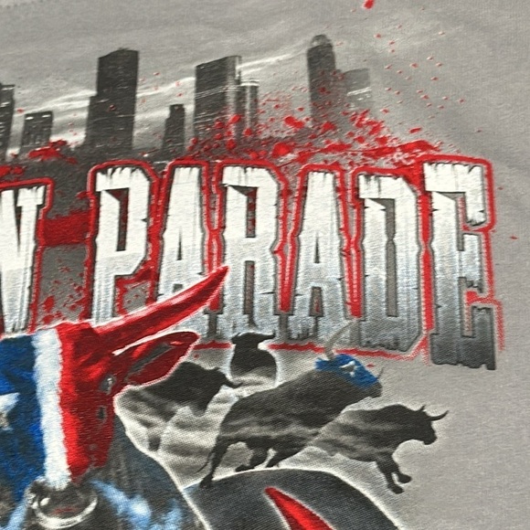 Bulls on Parade Houston Texans Tee size XL NWOT Grey Short Sleeve Tee - Picture 16 of 16